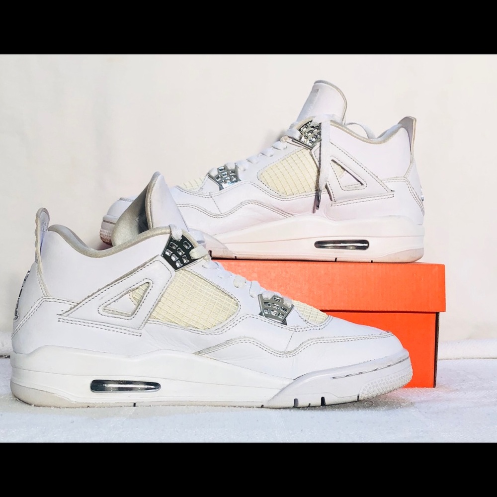 Men’s Air Jordan’s Retro 4s size 11 - Picture 4 of 8